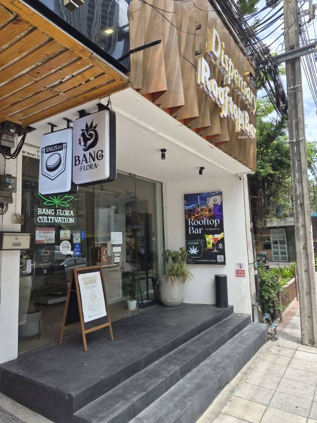 Bang Flora Dispensary storefront