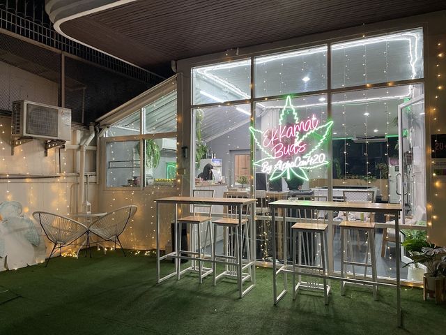 Ekkamai Buds Weed Shop & Dispensary storefront