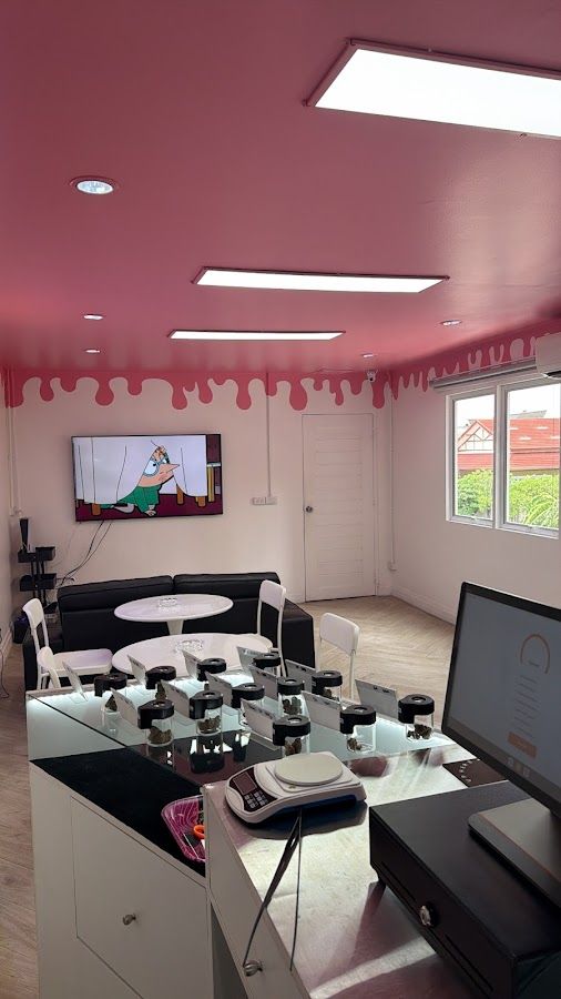 Gelato 89 Dispensary storefront