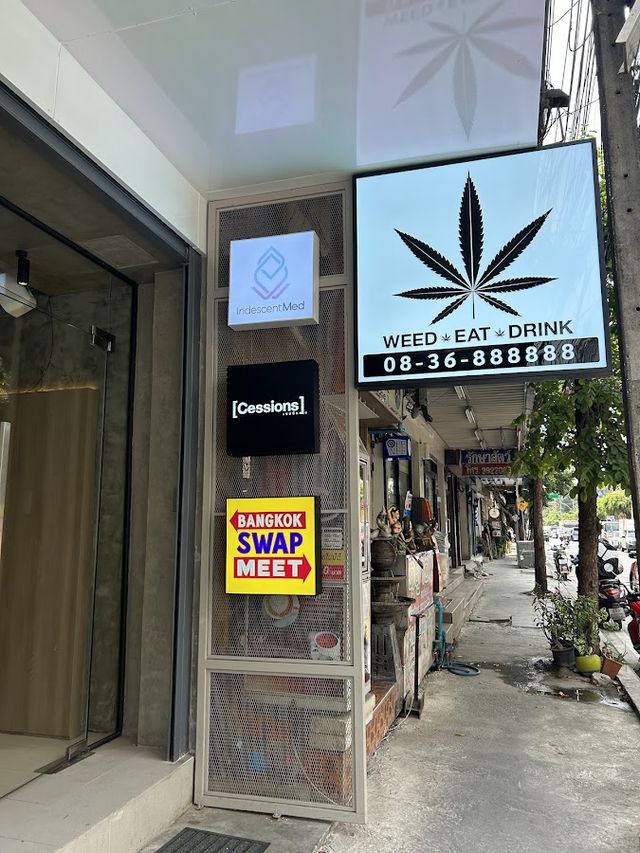 Iridescent Med Dispensary ( Weed Eat Drink ) storefront