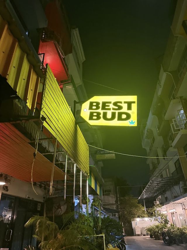 Best Bud Weed and Cannabis storefront