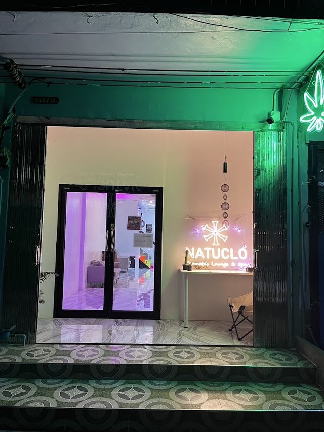 NATUCLO Cannabis Lounge storefront