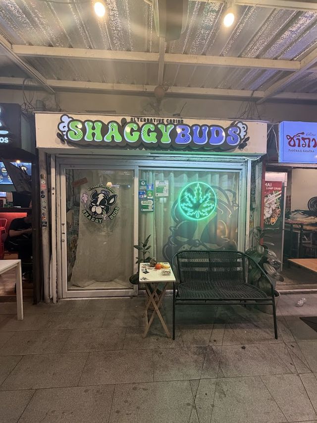 Shaggy Buds Weed Shop (Asoke). storefront