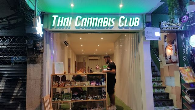 Thai Cannabis Club - Soi 11 storefront
