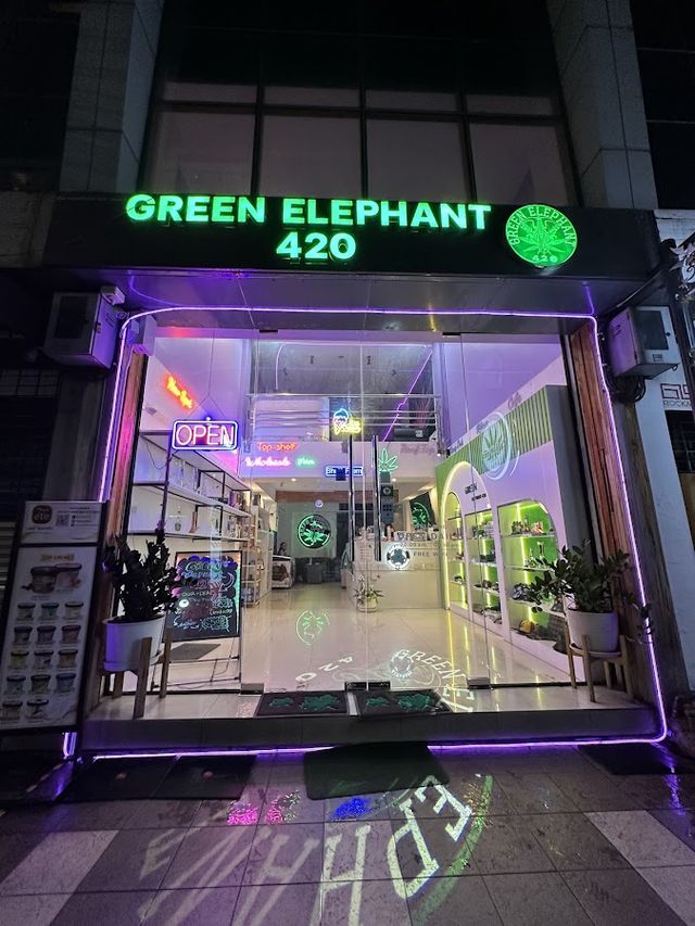 KUSHI OMAKASE (Green Elephant 420) storefront