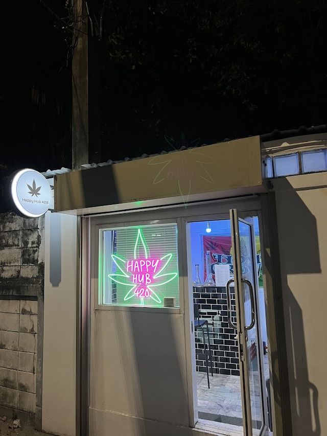 Happy Hub 420 - Weed Shop & Cannabis ร้าน กัญชาใกล้ฉัน storefront