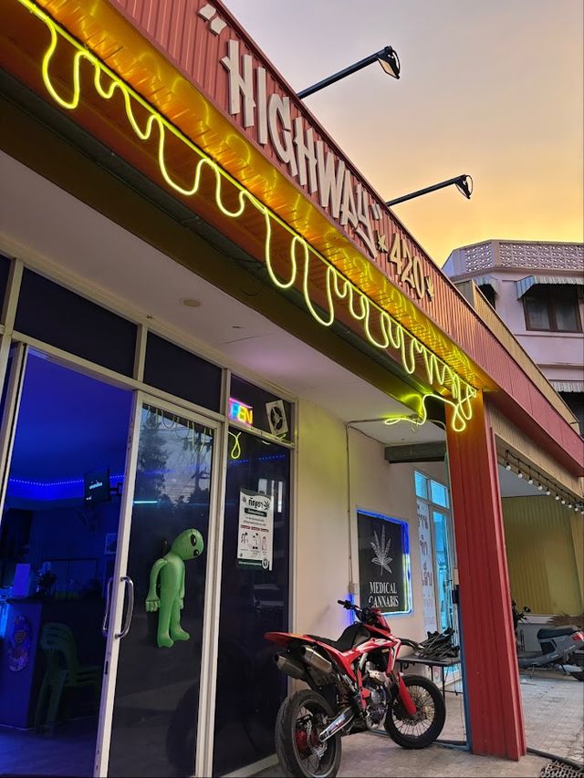 Highway420 club nakhonpathom storefront