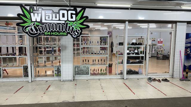 พี่เอ็ม OG Cannabis สาขา สี่แยกท่านานครชัยศรี storefront