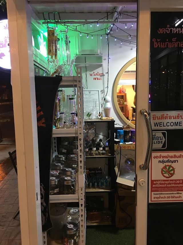 Beet House บีทเฮาส์ Cannabis Shop ร้านกัญชาไกล้ฉัน storefront