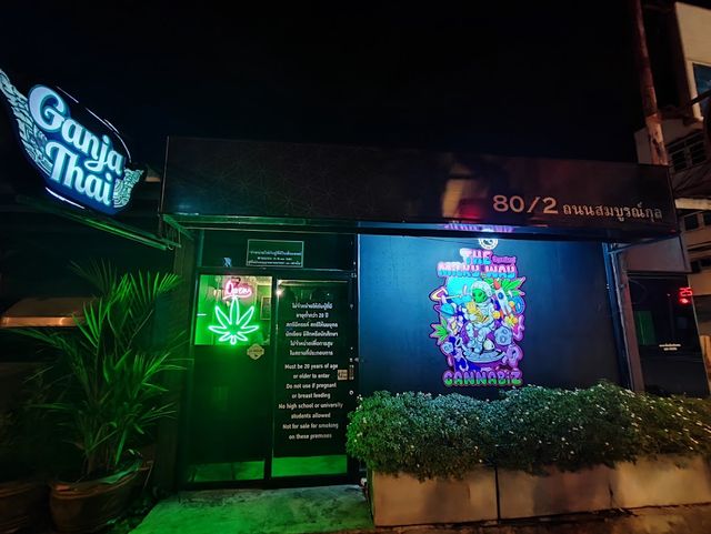 Ganja Thai Uthong storefront