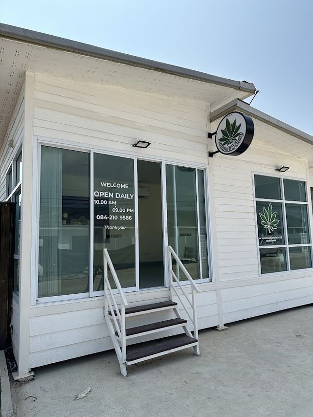 Cannabis shopp storefront