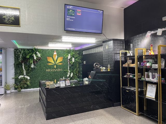ร้านกัญชา หัวหิน Highnabis Hua Hin (Weed Dispensary) storefront