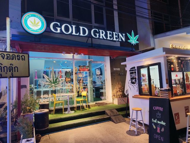 GOLD GREEN cannabis shop storefront