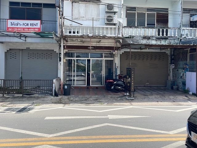 Big Cannabis 24 hours storefront