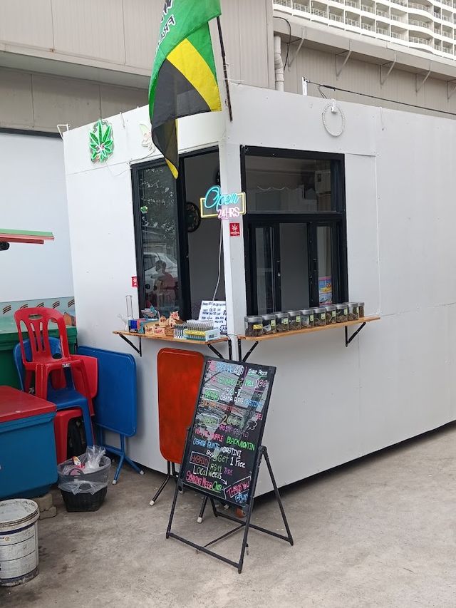 Cannabis Pattaya Jomtien Beach storefront