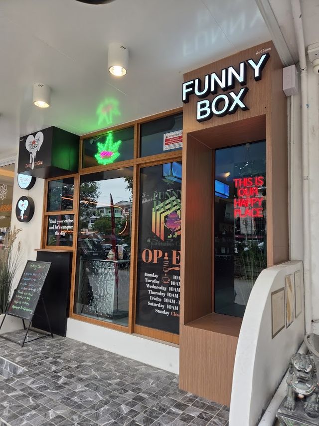 Funny Box 3 Cannabis cafe - Exclusive Cannabis Shop Pattaya 420 storefront