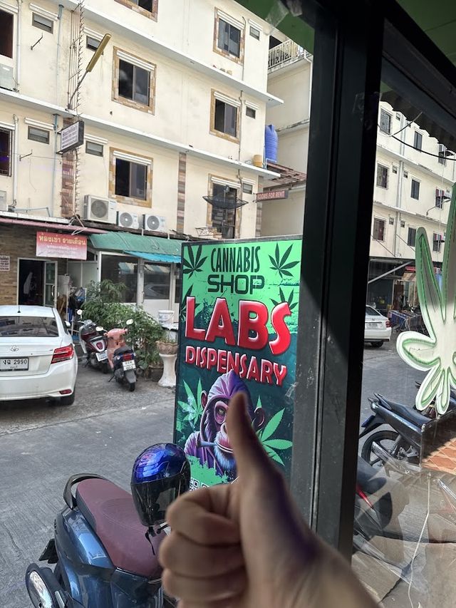 LABS DISPENSARY storefront