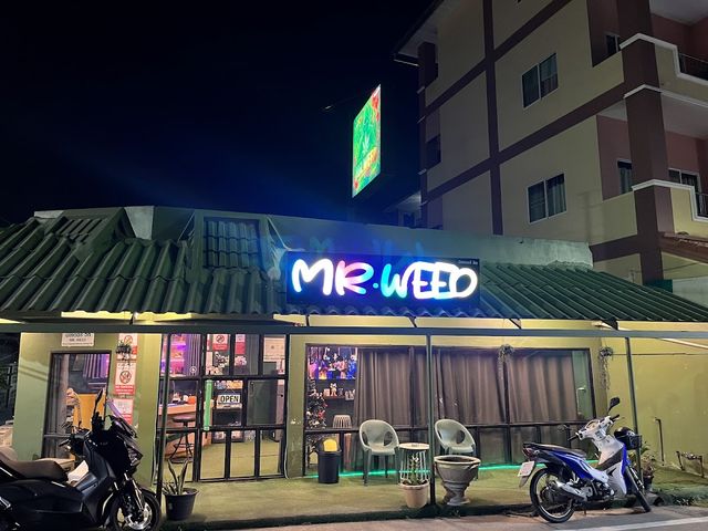 MR.WEED Buakhao storefront