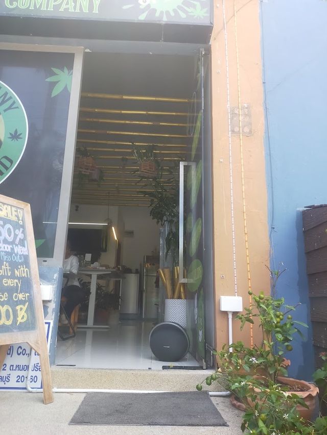 Happy Thailand Weed Company storefront