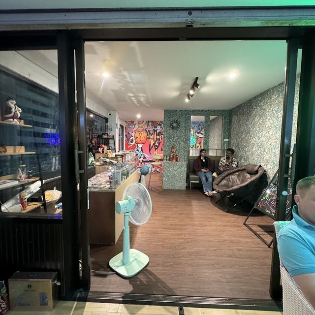 WEED-GreenLand 420 Cannabis Pattaya - Na Kluea storefront