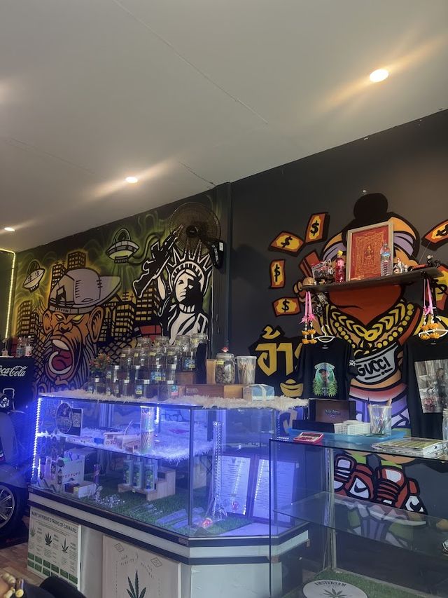 บ้าน ช (BAN SHOR CANNABIS) storefront