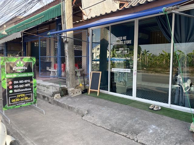 Weedme Cannabis Store storefront
