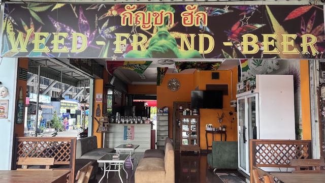 Weed Ganja Hug storefront