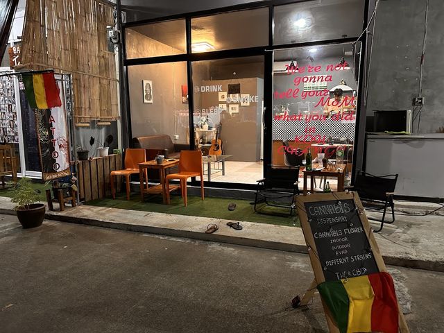 I Smoke Flower (Nice To Meet You)Cannabis Shop storefront
