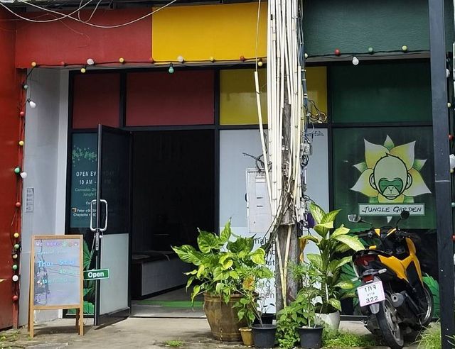 Jungle Garden Cannabis Dispensary Lonely Beach storefront