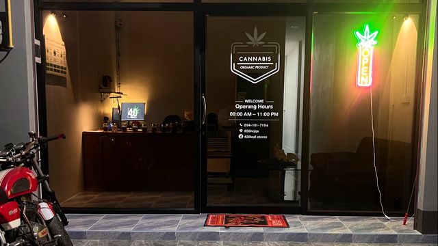 ร้านเพื่อนกัญ จันทบุรี-cannabis shop- storefront
