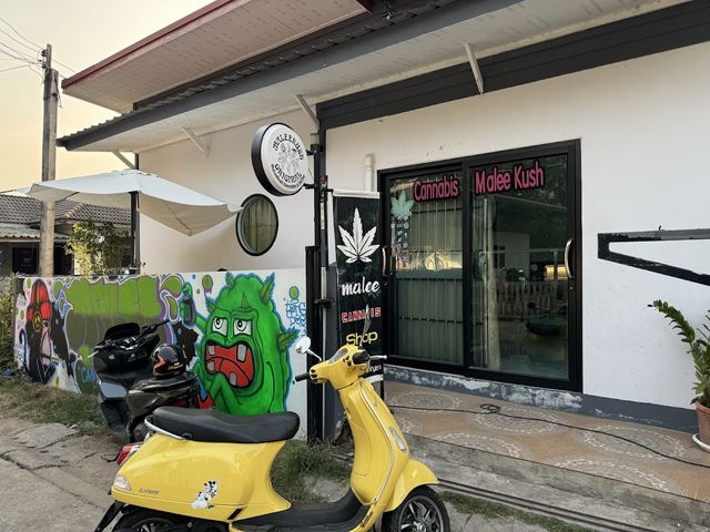 Malee Kush Cannabis and coffee storefront