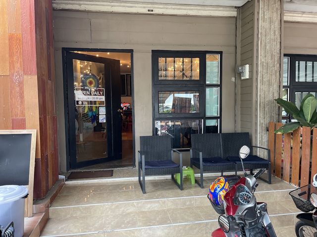 ร้านกัญชาเมรี่เจน - โนนศิลา (Cannabis Shop) storefront