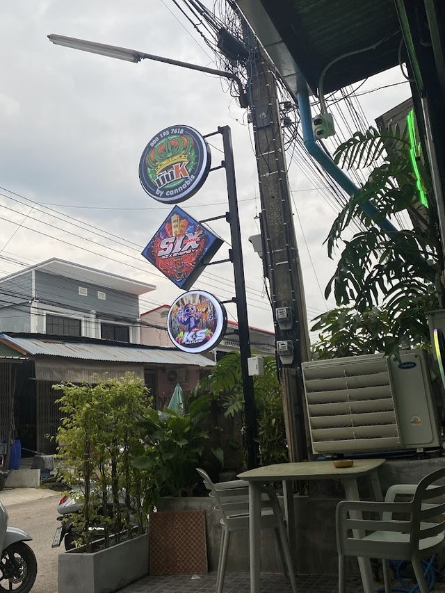 บัง K cannabis storefront