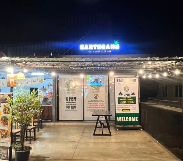 Earthgang OG Cannabis Club Bangkok storefront