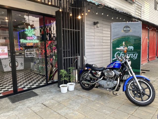 ร้านกัญชาTimemachine420cafe Weedshop weedshopbkk cannabis weed cannabisshop ร้านกัญชา กัญชา storefront