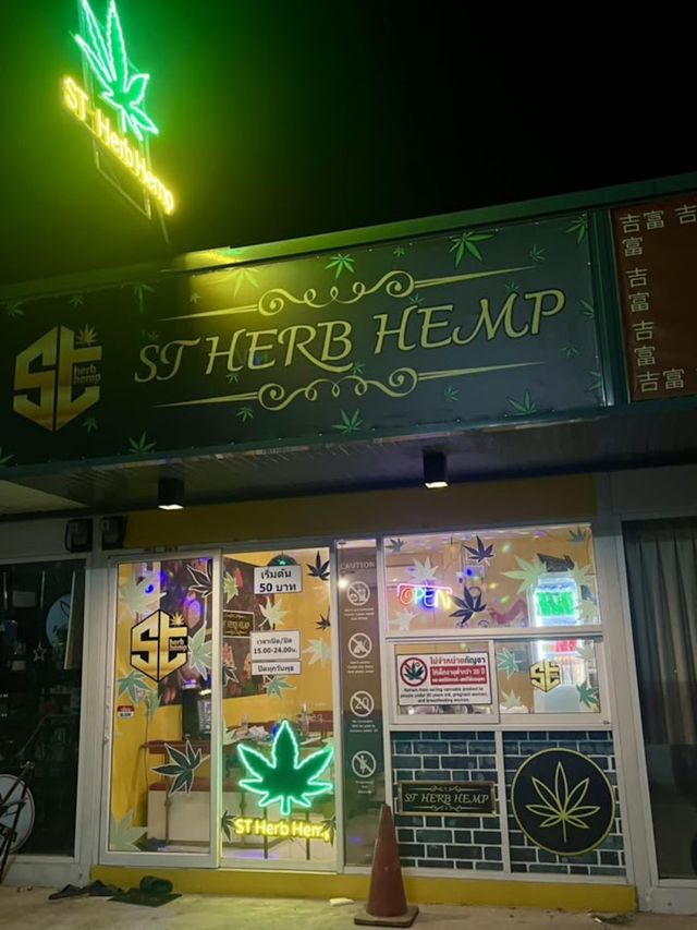 ST Herb Hemp - Maruey Market storefront