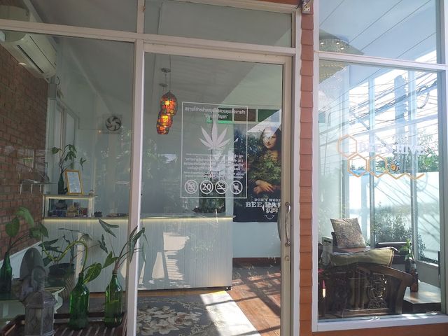 Bee's Hive Dispensary - กัญชา นครนายก storefront