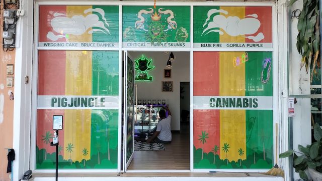 TWO CANNABIS storefront