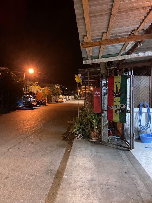 Phadang Cannabis storefront