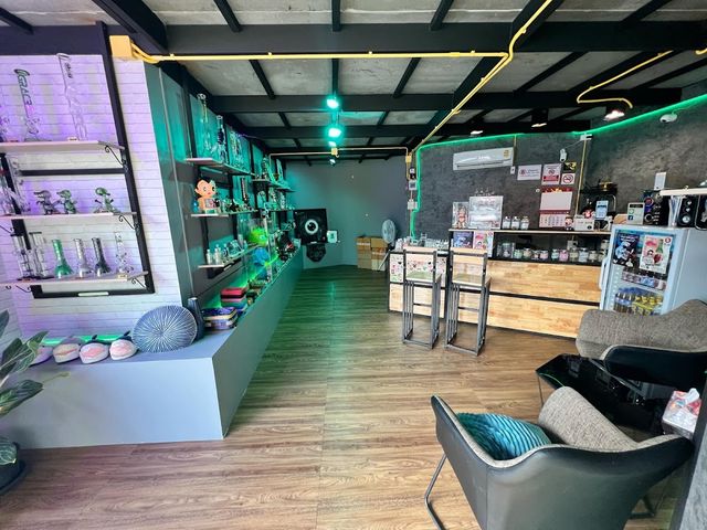 ร้านขายกัญชา จ.เลย By TOSSAKAN THC storefront