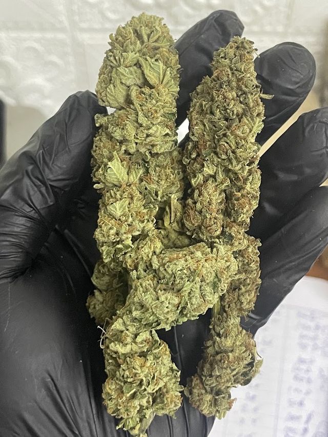 ONE WEED 1 storefront in Nong Bua Lam Phu