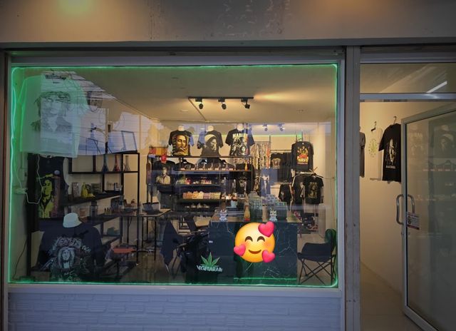 Cannabis Hugkanj storefront