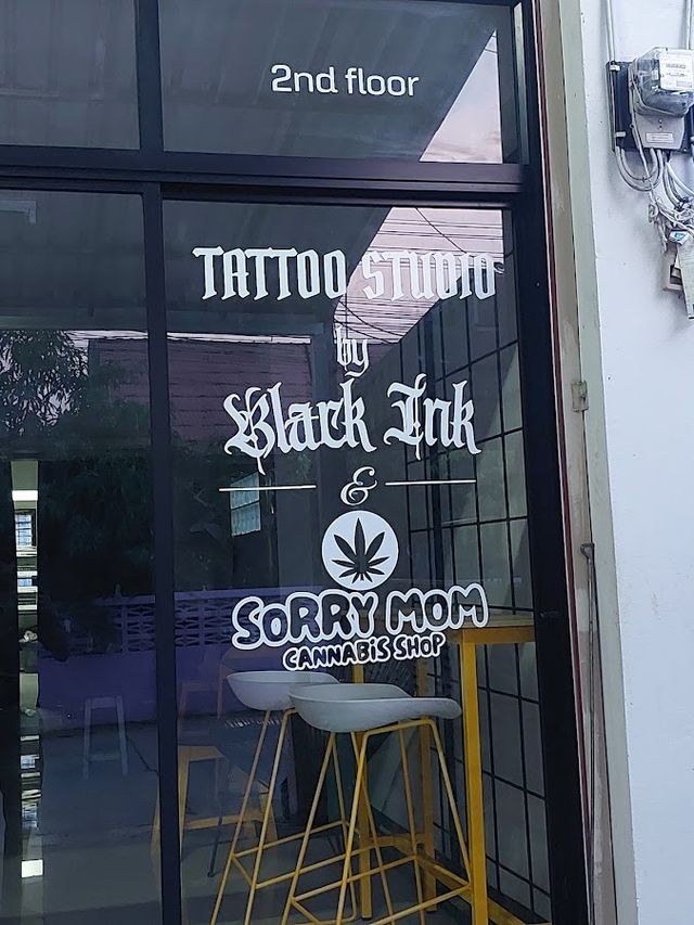 SORRY MOM cannabis shop storefront