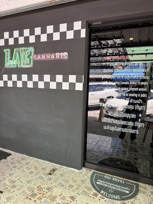 Lab Cannabis storefront