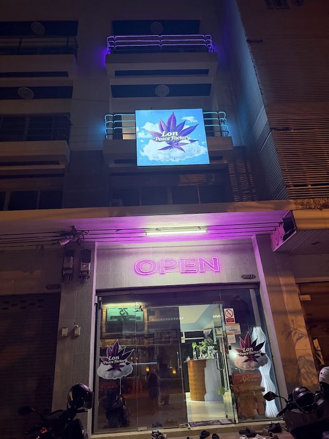 LonPeaceFactory Co., Ltd. Medical Cannabis Dispensary and chill Area, X-BOX, PlayStation storefront